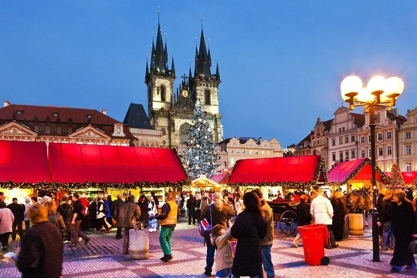 Why should you come with us to the Advent markets of Prague this year?