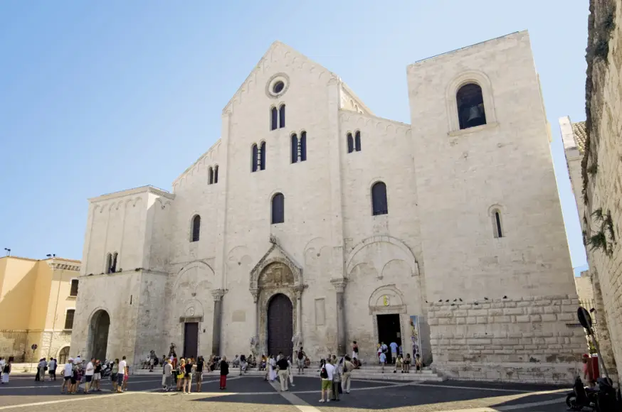 bari,-italie_msc-(2).jpg