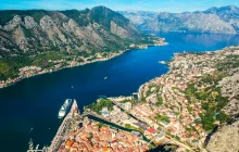 kotor_uns-coloured.jpg