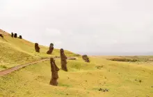 hanga-roa_uns.jpg