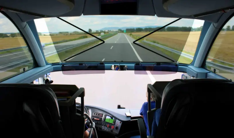Riviera Tour przejęła nowy autobus Neoplan Cityliner