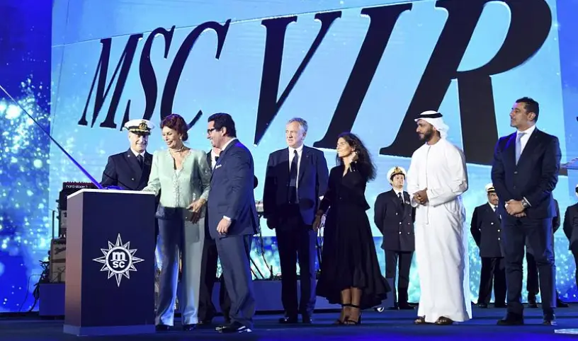 MSC VIRTUOSA pokřtěna v Dubaji