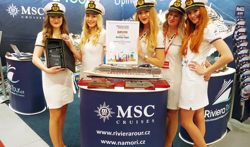RIVIERA TOUR ZÍSKALA OCENĚNÍ ZA NEJLEPŠÍ EXPOZICI NA HOLIDAY WORLD 2023