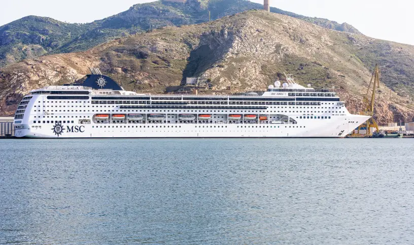 Biela a modrá: Najkrajšie farby východného Stredomoria s Riviera Tour